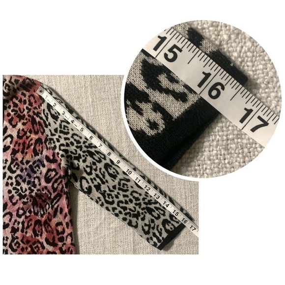 CHICO’S size 0 Leopard Print 3/4 Sleeve Cardigan Sweater Animal Pink Women’s S 4 - Picture 11 of 13